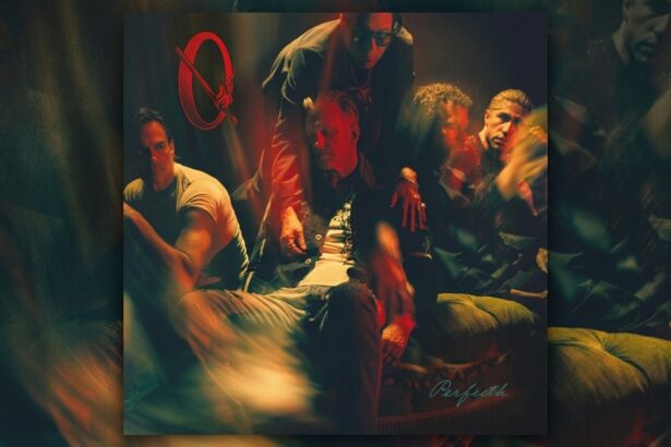 Queens of the Stone Age em novos caminhos em seu 9º álbum. Confira “Perfetch”.