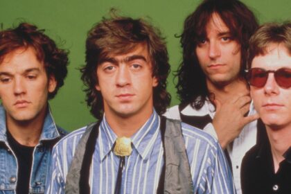 A ascensão do R.E.M.: de outsiders do college-rock a uma das maiores bandas do mundo