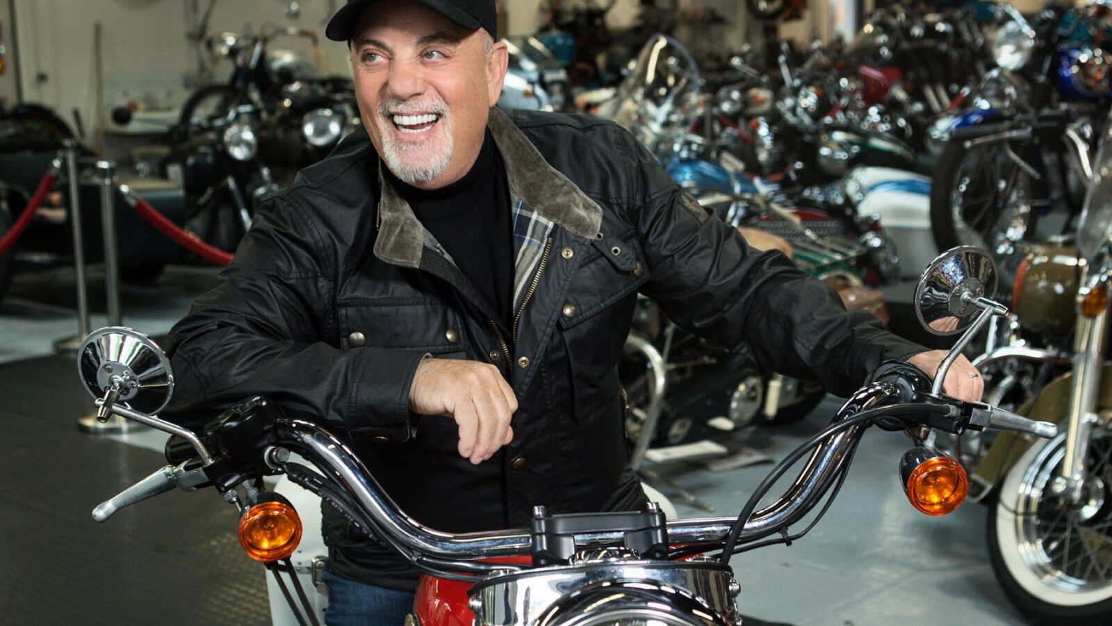 Billy Joel vai leiloar coleção com mais de 70 motos clássicas em Nova York