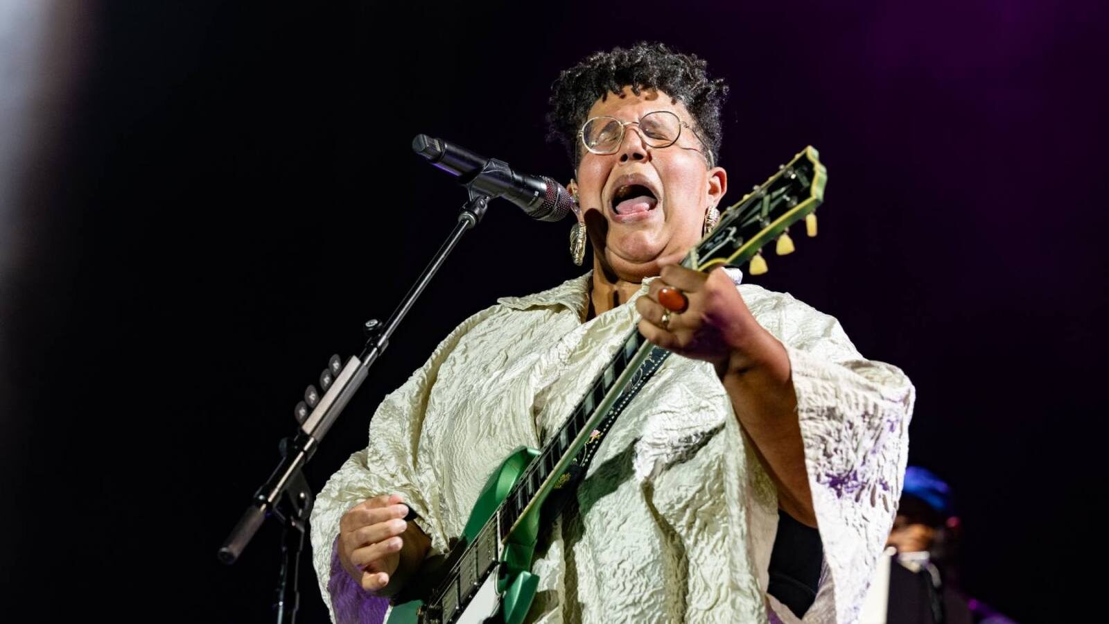 Brittany Howard protesta contra o ICE no Ohana Festival e pede união
