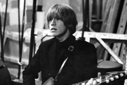 Carta em que Brian Jones convida Charlie Watts para os Rolling Stones vai a leilão