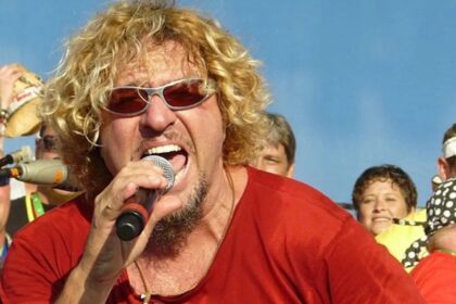 Como “Dreams” levou Sammy Hagar às notas mais agudas da carreira e chegou a 100 milhões de plays