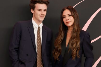 Victoria Beckham entra em estúdio para gravar vocais com o filho Cruz Beckham