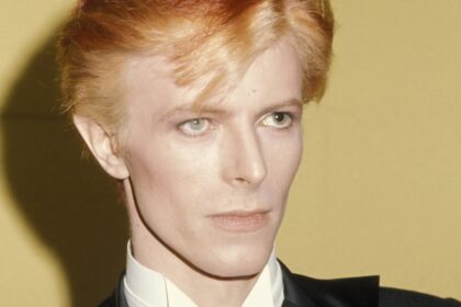 David Bowie teve um futuro superstar nos vocais de apoio de seu álbum “Young Americans” em 1975