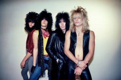 Mötley Crue celebra 45 anos de “Too Fast For Love” com faixas inéditas
