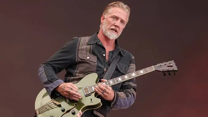 Josh Homme admite possibilidade de voltar a tocar com Kyuss e Them Crooked Vultures