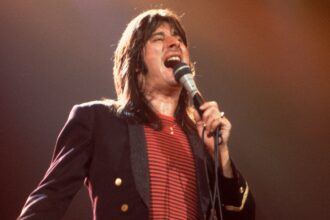 3 vocalistas de rock que provaram que os anos 1980 foram incomparáveis