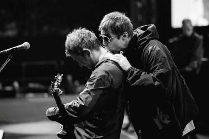 Oasis pode lançar novas músicas após a turnê “Live ’27”, sugere Liam Gallagher