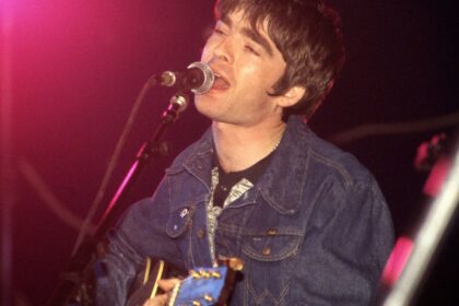 Violão de Noel Gallagher no acústico MTV é vendido por quase US$ 300 mil