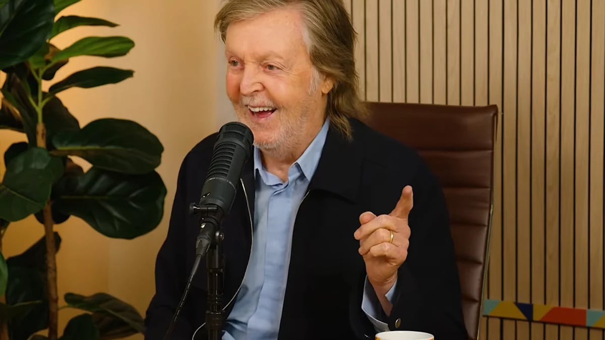 Paul McCartney diz se lembrar do nascimento e revela que quase trocou The Beatles por fábrica
