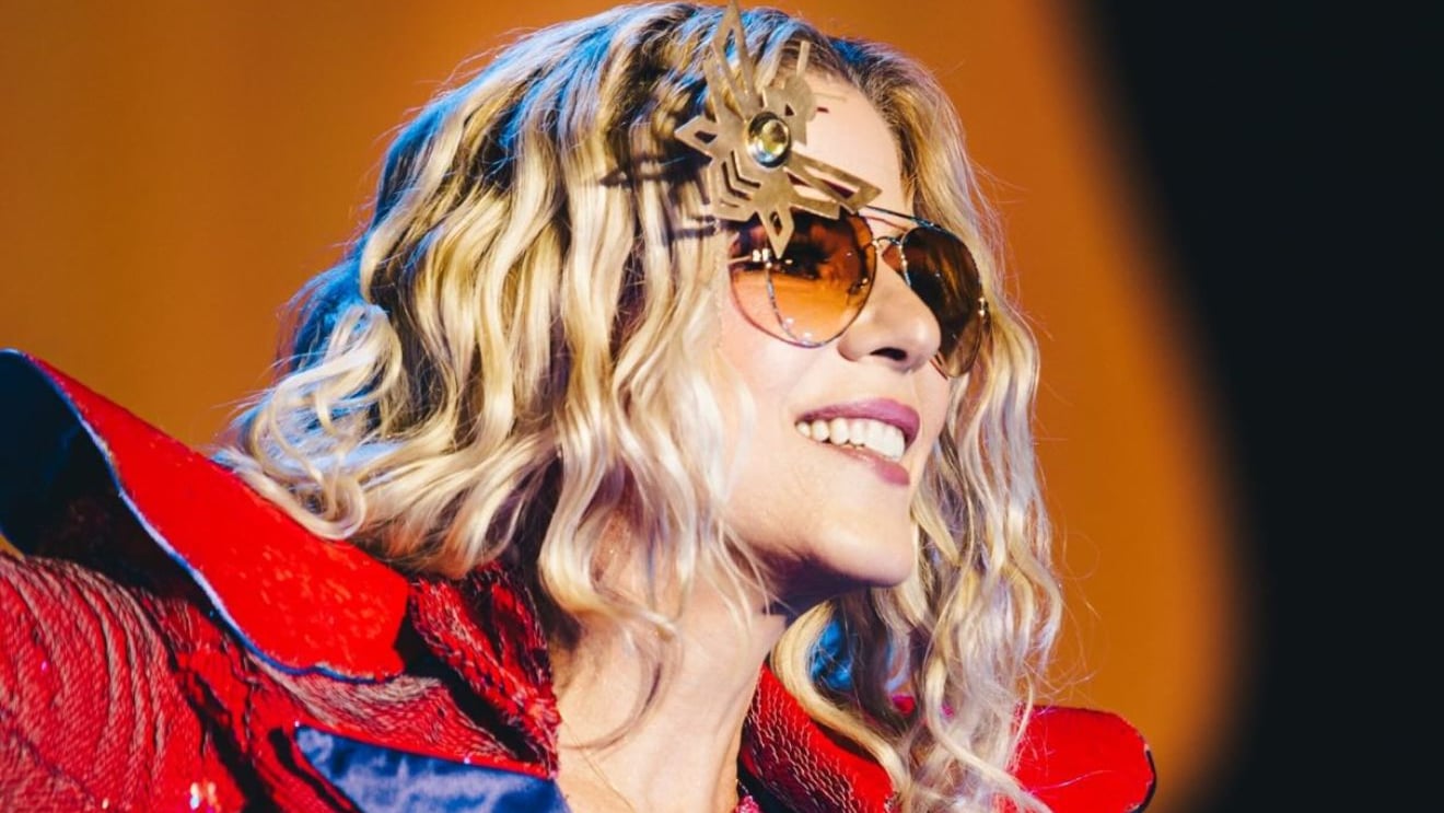 Paula Toller declara apoio a pautas de Lula e endossa críticas ao filme “Dark Horse”