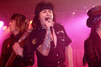 Phil Lewis, do L.A. Guns, duvida que a volta do Mötley Crüe da aposentadoria tenha sido boa ideia