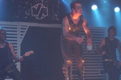 Rammstein divulga vídeo de “Deutschland” do filme de show “Live In Mexico City”