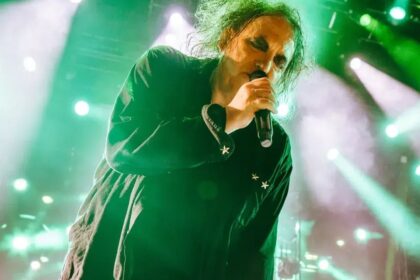Robert Smith receberá prêmio por defender fãs e combater a revenda de ingressos