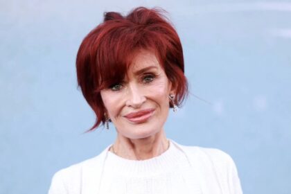 Sharon Osbourne diz que colegas do Black Sabbath não sabiam da gravidade da saúde de Ozzy no show final