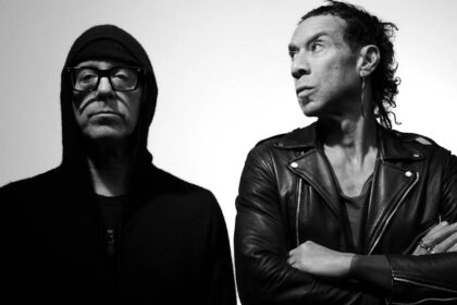 She Wants Revenge anuncia “The Loved”, primeiro álbum em 15 anos, e lança “Black Wax / Our Love”