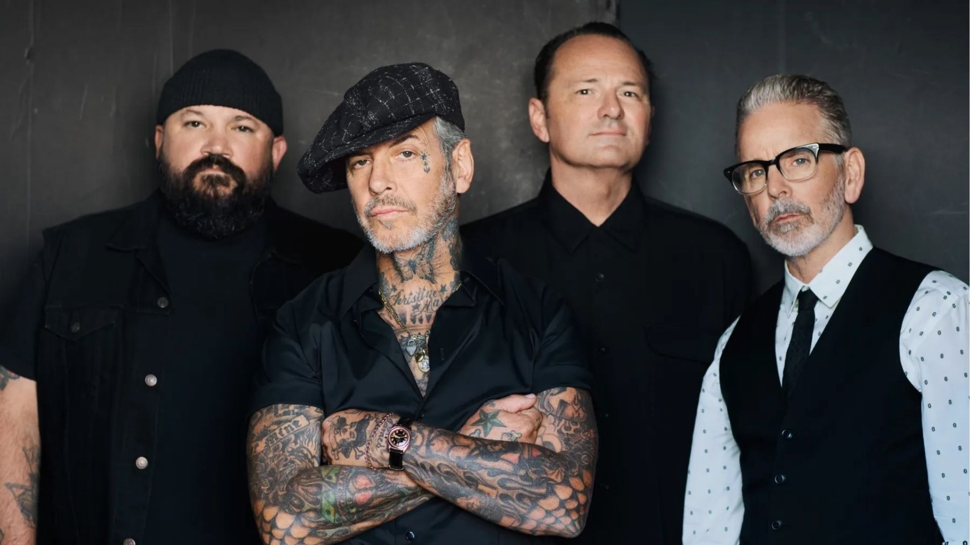 Shows do Social Distortion no Brasil são adiados para fevereiro de 2027
