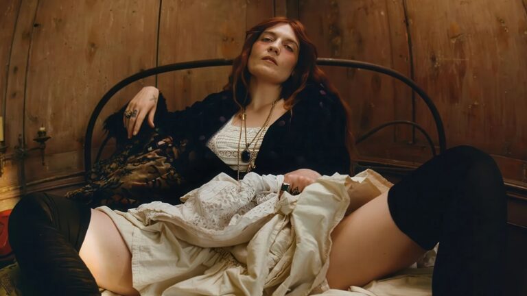 Florence + The Machine lança o single ‘One Of The Greats’