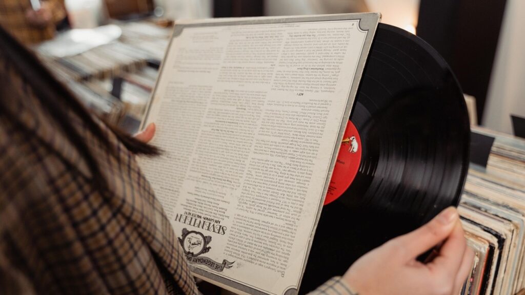 Vinil. Crédito: Pixabay.