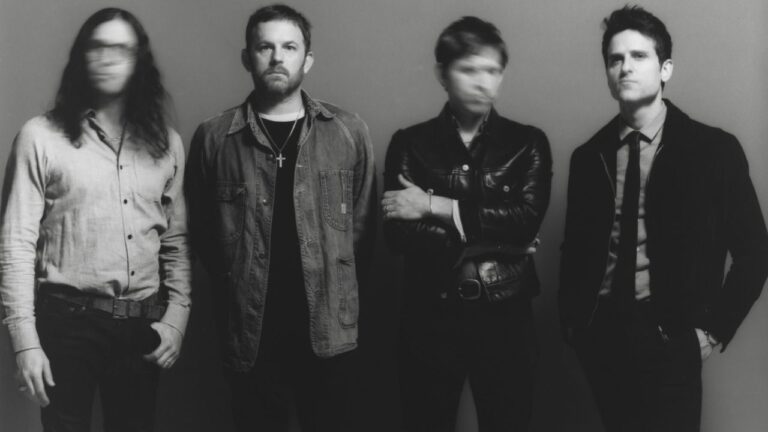 Os Kings of Leon na época do lançamento de "When You See Yourself"