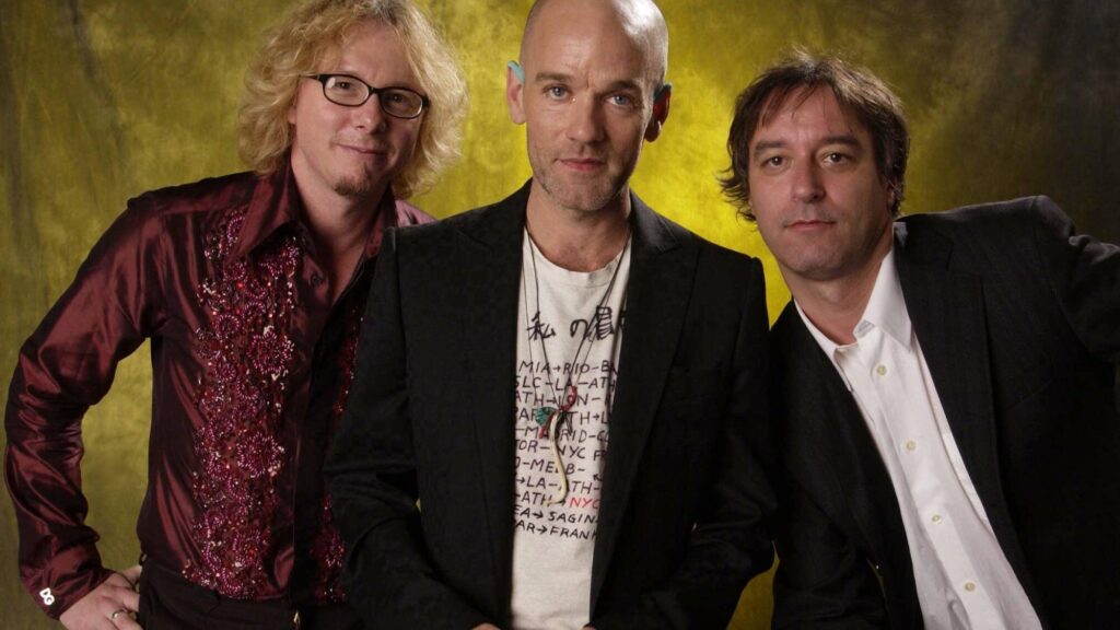 R.E.M.. Rock band backstage at the MTV Europe Awards 2001 in Festhalle, Frankfurt, Germany, November 8, 2001. Mike Mills (L), Michael Stipe (C) and Peter Buck (R). (by John Rogers/Getty Images)