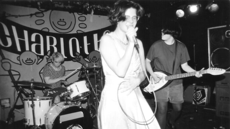 Bratmobile