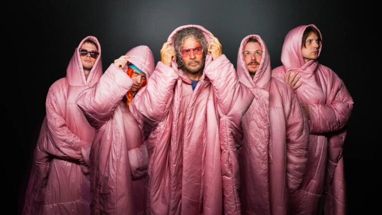 The Flaming Lips.